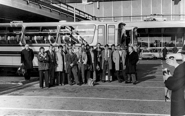 Футболісти Таврії в аеропорту Риму. 1974 рік